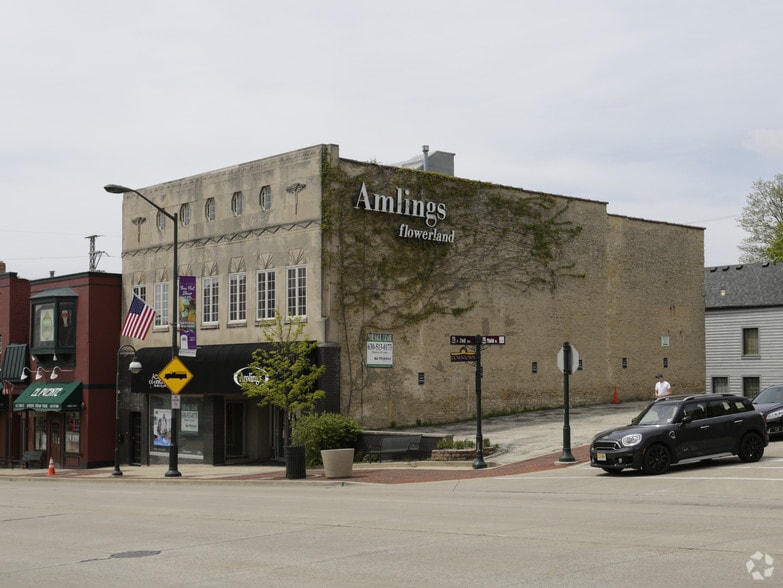 116 E Main St, St Charles, IL for sale - Building Photo - Image 1 of 32