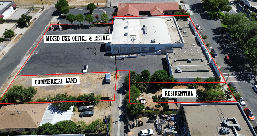 211-231 S Riverside Ave, Rialto, CA for sale - Building Photo - Image 3 of 24