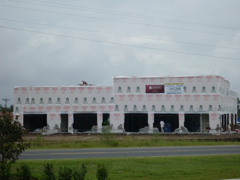 1211 SW Bascom Norris Dr, Lake City, FL for sale - Building Photo - Image 2 of 3