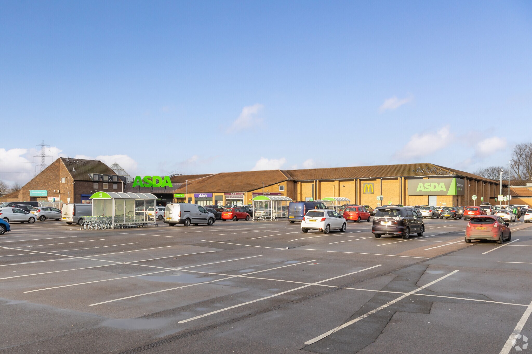 Tollgate Rd, Londres à louer Photo principale- Image 1 de 4