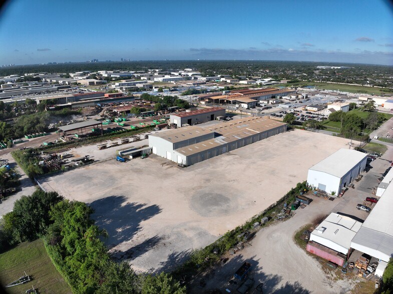 6210 Cunningham Rd, Houston, TX à louer - Communauté Matterport - Image 2 de 24