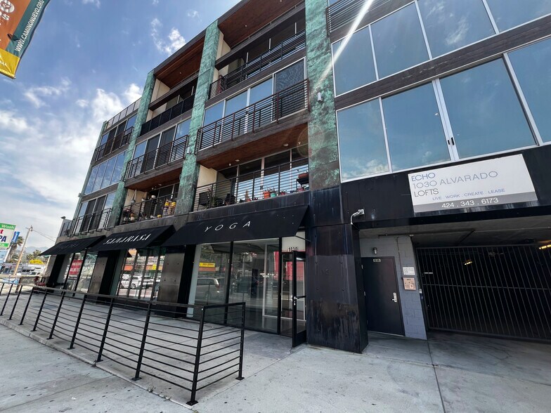1030 N Alvarado St, Los Angeles, CA à louer - Photo du bâtiment - Image 3 de 26