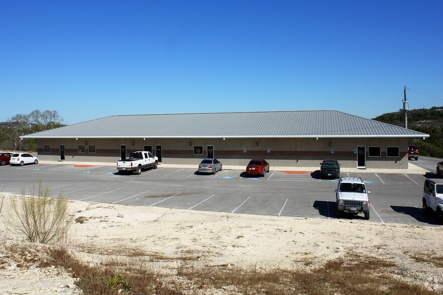 32685 Highway 281 N, Bulverde, TX à vendre - Photo du bâtiment - Image 3 de 3