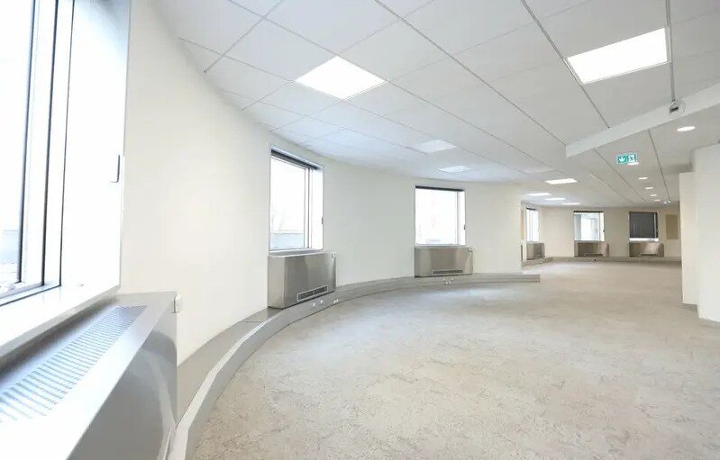 Office in Lyon for sale - Interior Photo - Image 3 of 14