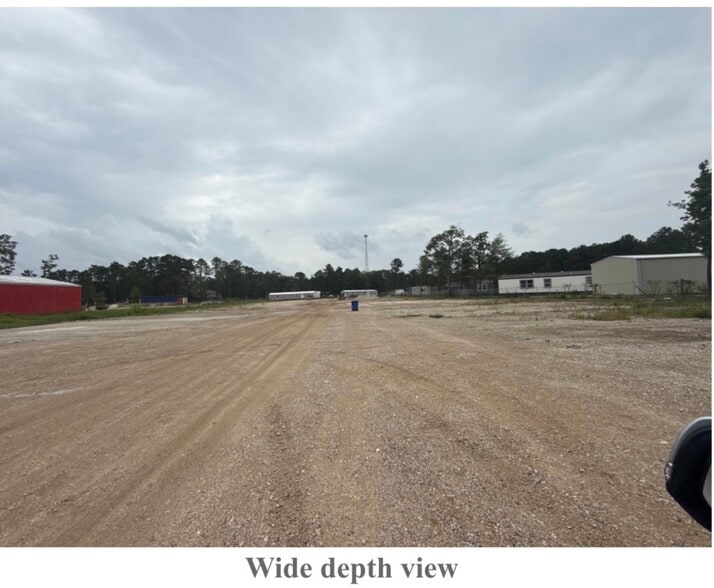 17370 Highway 105 E, Conroe, TX for lease - Building Photo - Image 1 of 3