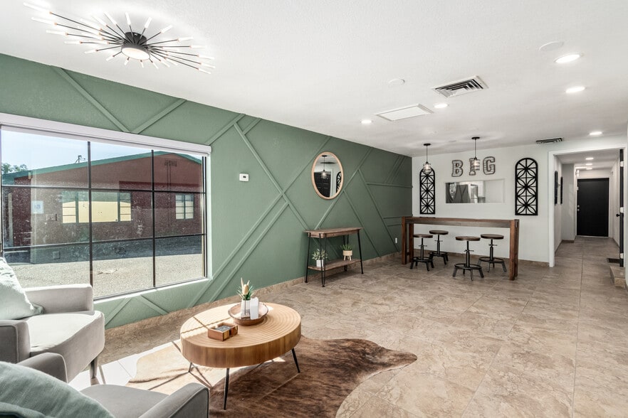 727 N Swan Rd, Tucson, AZ à vendre - Photo du bâtiment - Image 2 de 21