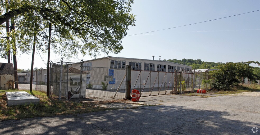 503 Bldg B Bickerstaff Rd, Richmond, VA à louer - Photo du bâtiment - Image 2 de 5