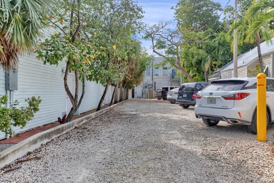518 Bahama St, Key West, FL à vendre - Photo du bâtiment - Image 2 de 4