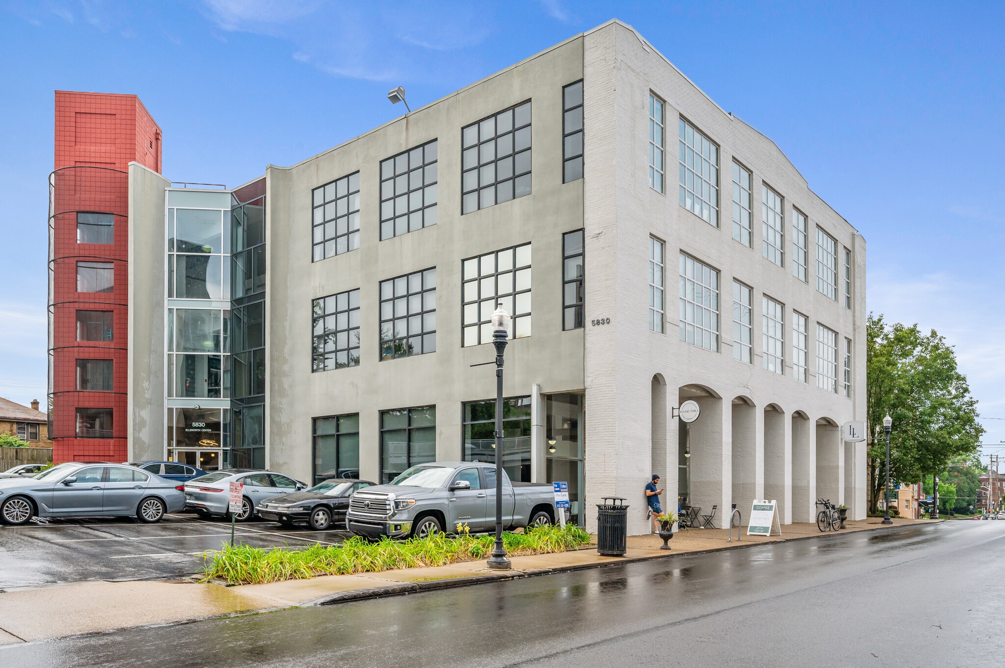 5830 Ellsworth Ave, Pittsburgh, PA for lease Building Photo- Image 1 of 8