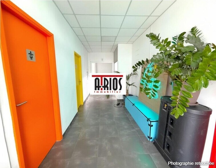 Bureau dans La Garde à louer - Photo du bâtiment - Image 2 de 8