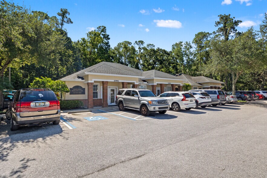 10941-10943 Countryway Blvd, Tampa, FL à vendre - Photo du bâtiment - Image 2 de 37