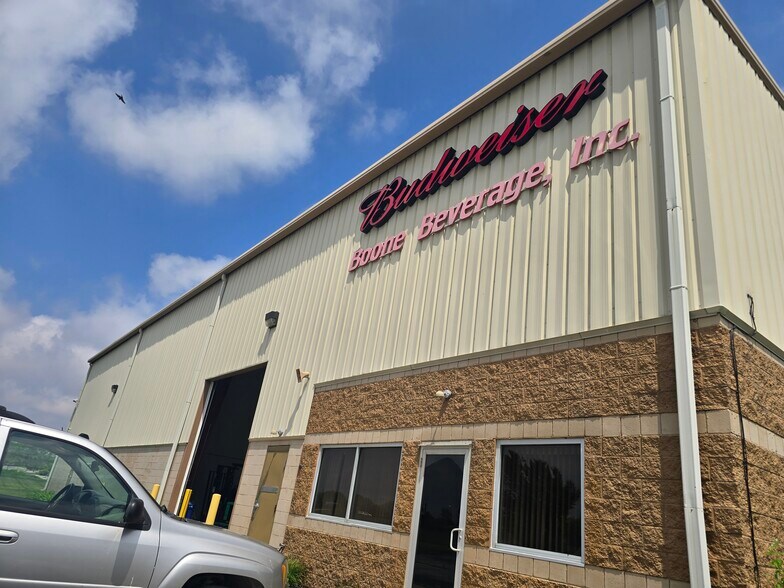 1350 W Main St, Lebanon, IN à vendre - Photo du bâtiment - Image 2 de 3