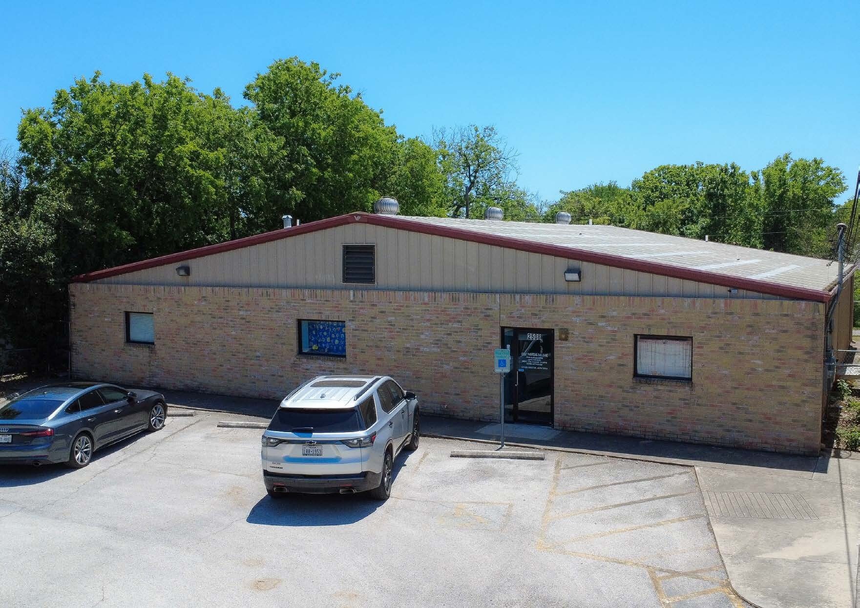 2508 Buena Vista St, San Antonio, TX à vendre Photo du bâtiment- Image 1 de 1