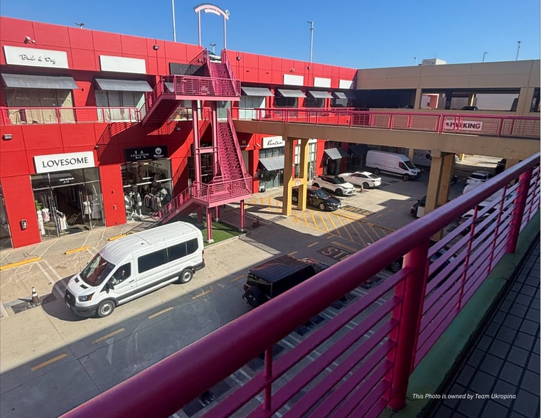 1100 S San Pedro St, Los Angeles, CA for sale - Building Photo - Image 2 of 4