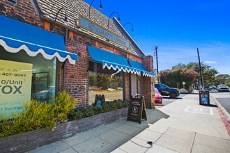 2528-2538 San Vicente Blvd, Santa Monica, CA for lease Interior Photo- Image 2 of 9