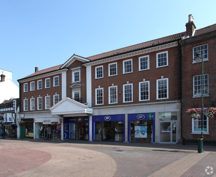 High St, Epsom à louer - Photo du bâtiment - Image 1 de 1