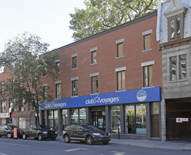 Plus de détails pour Commerce de détail à vendre