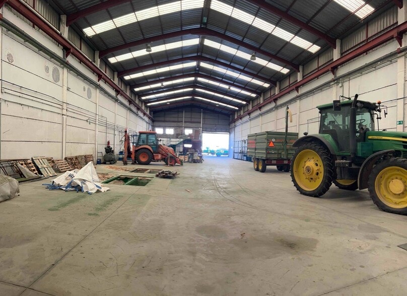 Industrial in Daganzo de Arriba, Madrid for lease - Interior Photo - Image 3 of 5