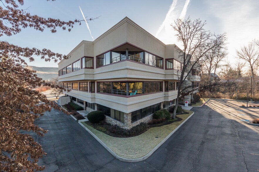 250 Bobwhite Ct, Boise, ID à louer - Photo du bâtiment - Image 2 de 7