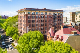 Plus de détails pour 900 W Franklin St, Richmond, VA - Commerce de détail à louer