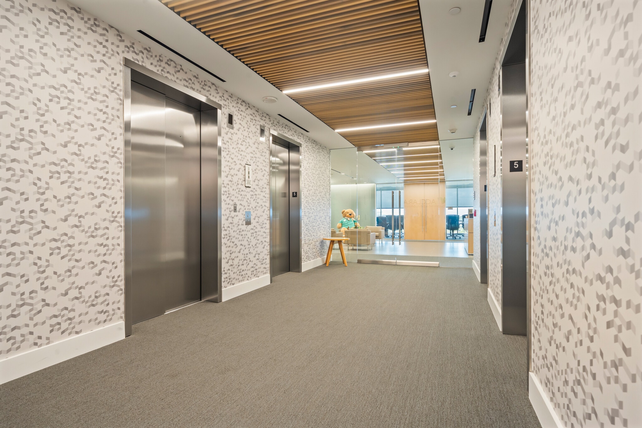 10713 W Sam Houston Pky N, Houston, TX for lease Interior Photo- Image 1 of 8