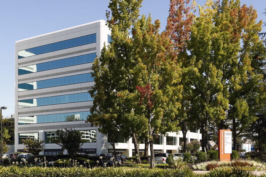 1320 Willow Pass Rd, Concord, CA for lease - Building Photo - Image 2 of 3