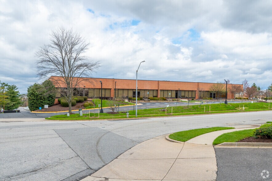 4380 Forbes Blvd, Lanham, MD à vendre - Photo du bâtiment - Image 3 de 15