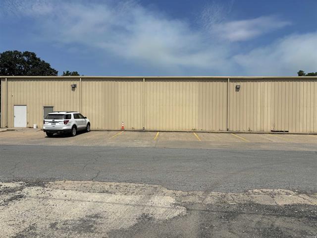 604 N Center St, Lonoke, AR for sale - Building Photo - Image 2 of 7