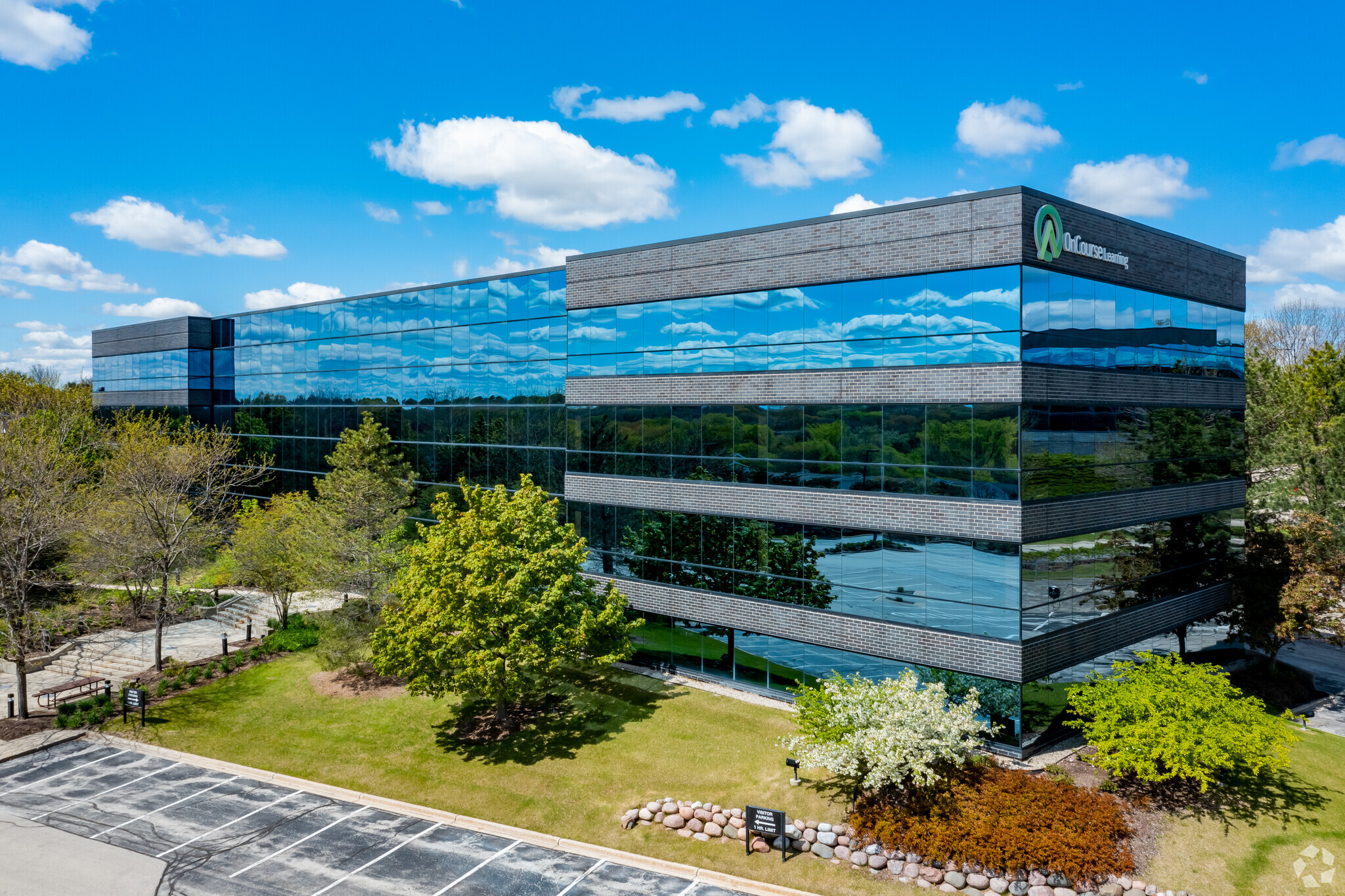 20225 Water Tower Blvd, Brookfield, WI for lease Building Photo- Image 1 of 18