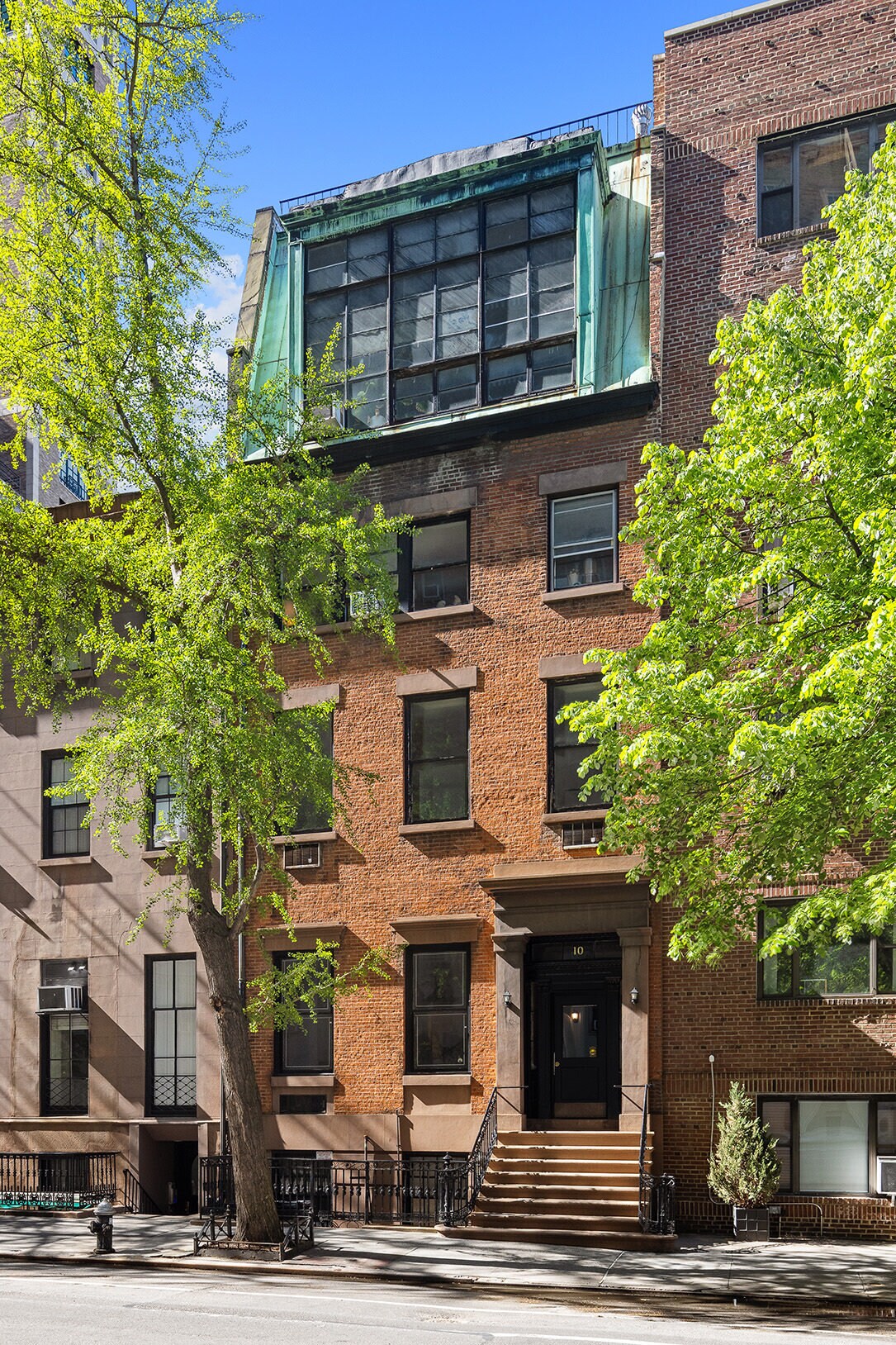 10 W 9th St, New York, NY à vendre Photo principale- Image 1 de 18