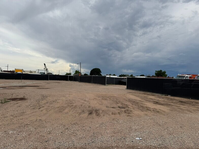 16451 E 2nd Ave, Aurora, CO for lease - Building Photo - Image 3 of 3