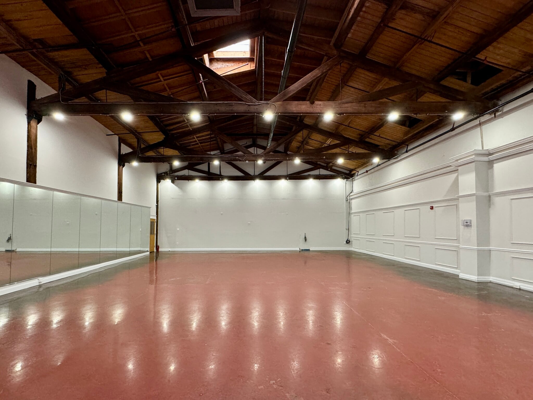 3502 Scotts Ln, Philadelphia, PA for lease Interior Photo- Image 1 of 8