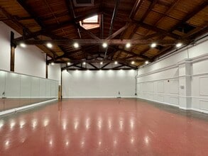 3502 Scotts Ln, Philadelphia, PA for lease Interior Photo- Image 1 of 8