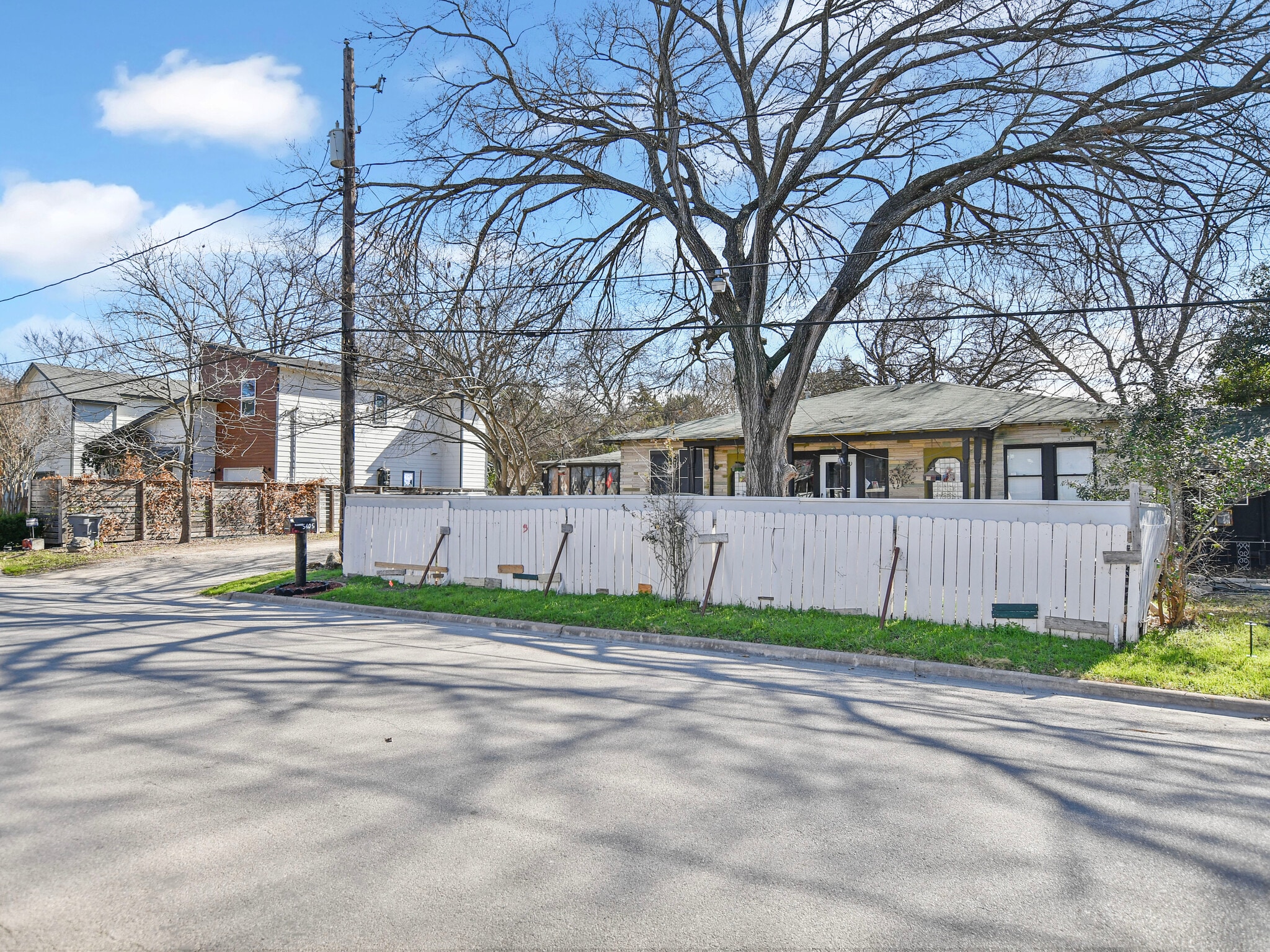 5405 Prock Ln, Austin, TX à vendre Photo du bâtiment- Image 1 de 11