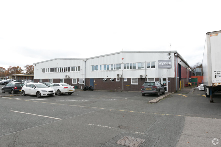 Hartlebury Trading Est, Hartlebury for lease - Building Photo - Image 2 of 3