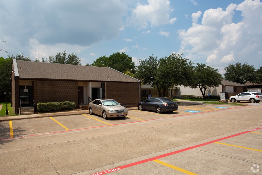 2801 Osler Dr, Grand Prairie, TX for lease - Building Photo - Image 3 of 6
