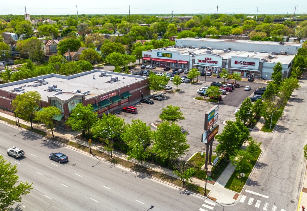 76th & Stony Shopping Center portfolio of 2 properties for sale on LoopNet.ca Building Photo- Image 1 of 3