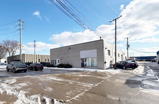 More details for 16500-16510 E Thirteen Mile Rd, Roseville, MI - Office for Lease