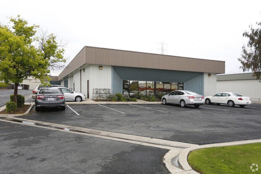 4031 Alken St, Bakersfield, CA for lease - Building Photo - Image 1 of 7