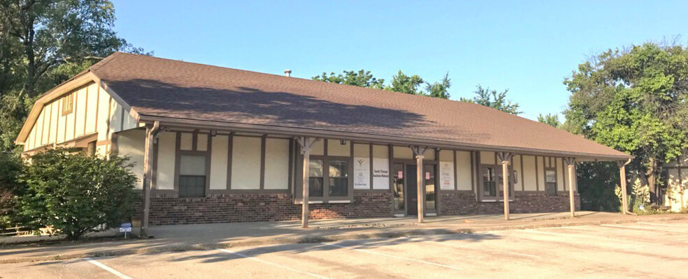 2619 W 6th St, Lawrence, KS for lease - Building Photo - Image 1 of 5