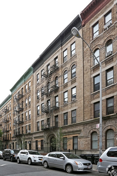 114 W 137th St, New York, NY for sale - Primary Photo - Image 1 of 4