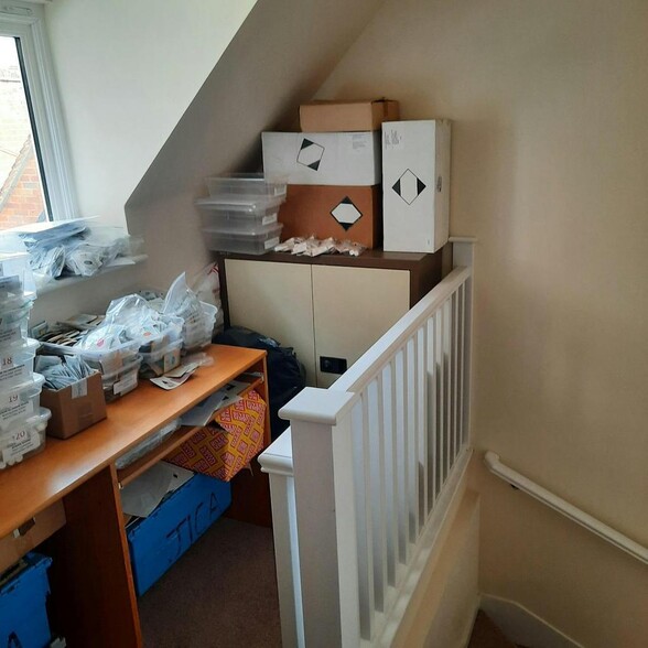 Bridge St, Godalming for lease - Building Photo - Image 3 of 4