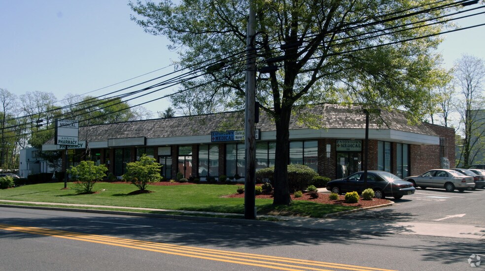 158 Wyckoff Rd, Eatontown, NJ à louer - Photo du bâtiment - Image 3 de 6