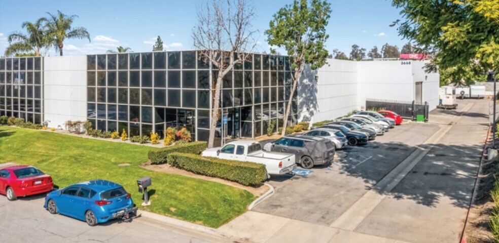 3668 Placentia Ct, Chino, CA à vendre - Photo principale - Image 1 de 5