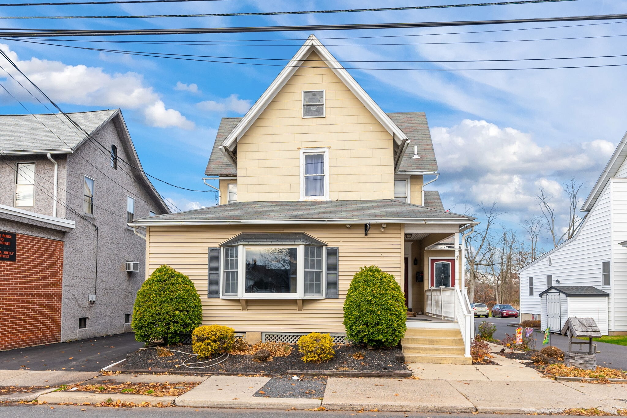 523 W Broad St, Quakertown, PA à louer Photo du bâtiment- Image 1 de 21