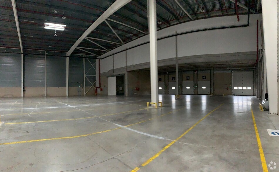 Industrial in Alcalá De Henares, MAD for lease - Building Photo - Image 3 of 7