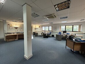 61 Longbridge Rd, Plymouth à louer Photo intérieure- Image 2 de 10