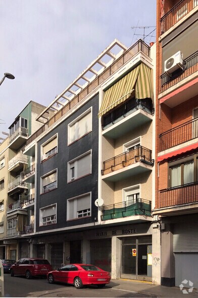 Calle Banderas de Castilla, 23, Talavera de la Reina, Toledo à vendre - Photo du bâtiment - Image 2 de 2