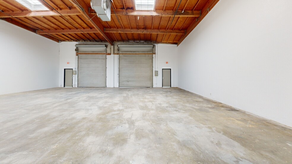 4901 Patata St, Cudahy, CA for lease - Matterport 3D Scan - Image 2 of 28
