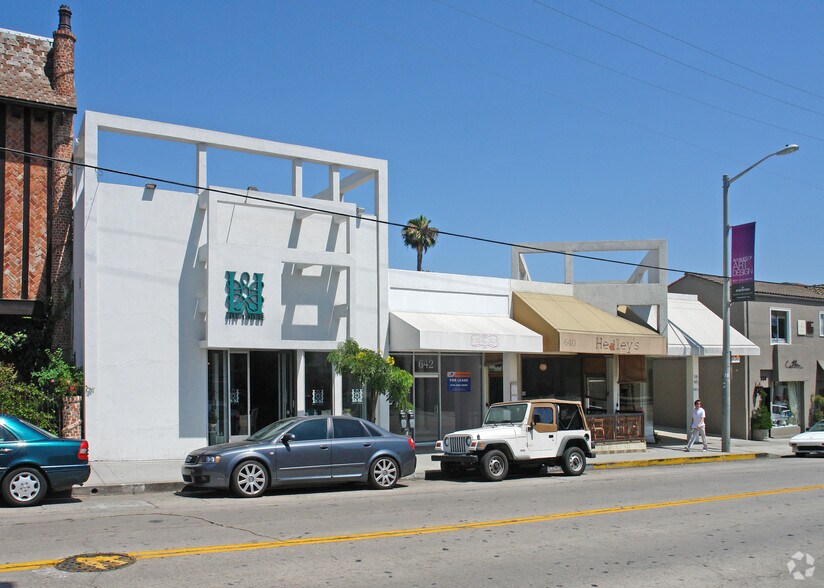 638-644 N Robertson Blvd, West Hollywood, CA à louer - Photo du bâtiment - Image 2 de 23